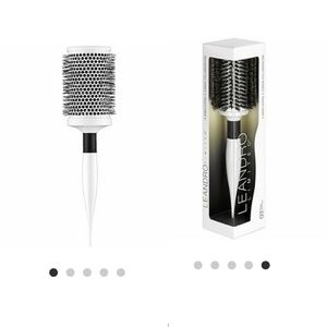 Leandro Limited Round Brushes BaBylissPRO x Conair